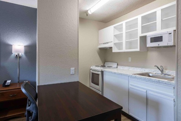 Extended Stay America Suites - Columbia - Greystone image 13