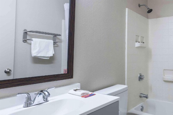 Extended Stay America Suites - Columbia - Greystone image 29